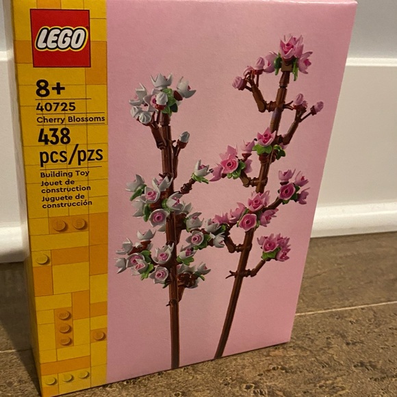 LEGO Cherry Blossoms (#40725)-NIB - Picture 4 of 5